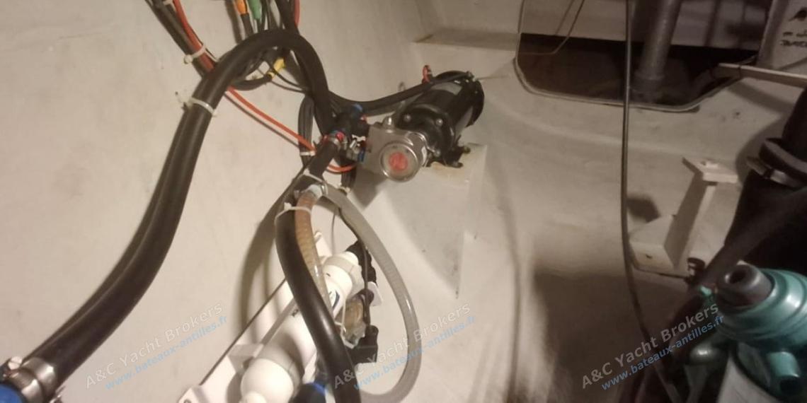 NEEL-TRIMARANS Neel 43 : Engine room NEEL-TRIMARANS Neel 43 : Engine room