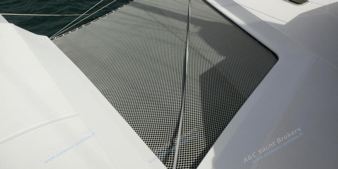 Neel 47 : Port trampoline Neel 47 : Port trampoline