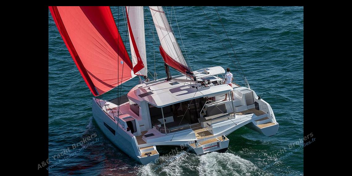NEEL TRIMARANS Neel 47 : Navigating under spinnaker NEEL TRIMARANS Neel 47 : Navigating under spinnaker