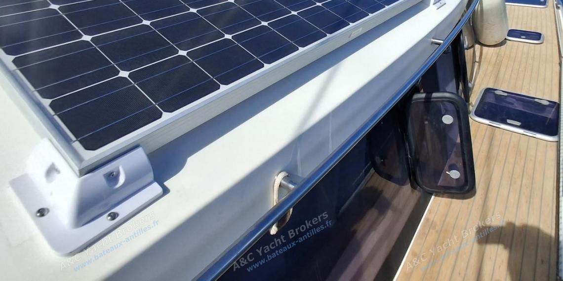 NEEL 51 : Solar panels on starboard roof NEEL 51 : Solar panels on starboard roof