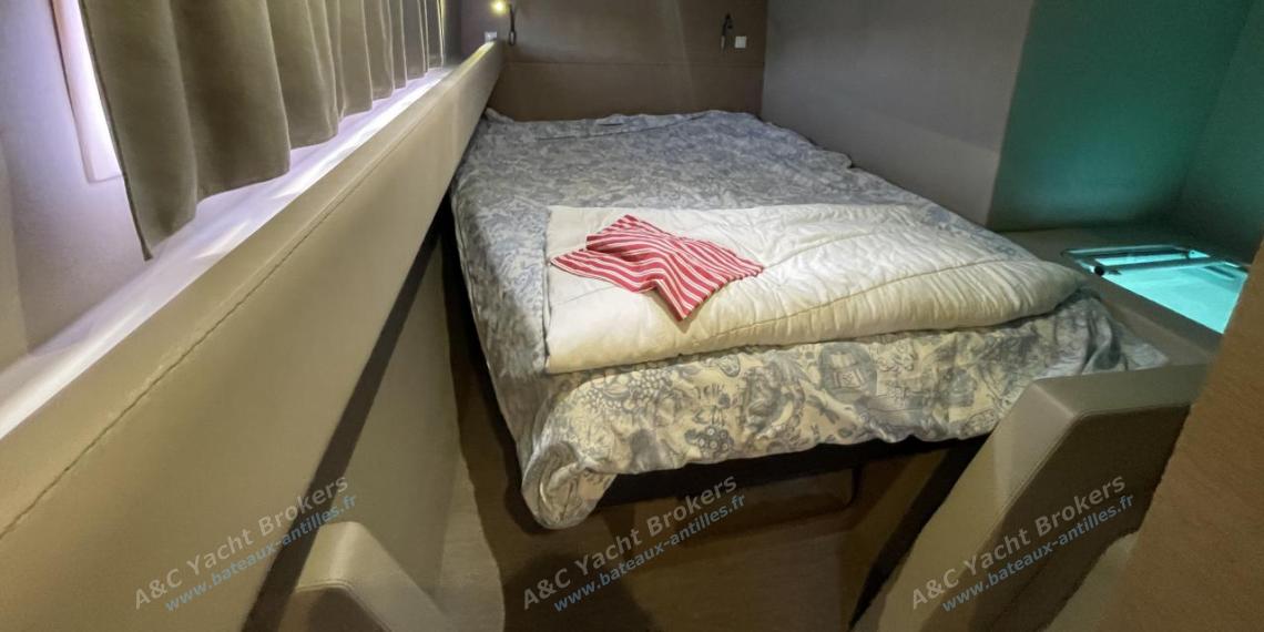 NEEL 51 : Aft cabin in starboard float NEEL 51 : Aft cabin in starboard float