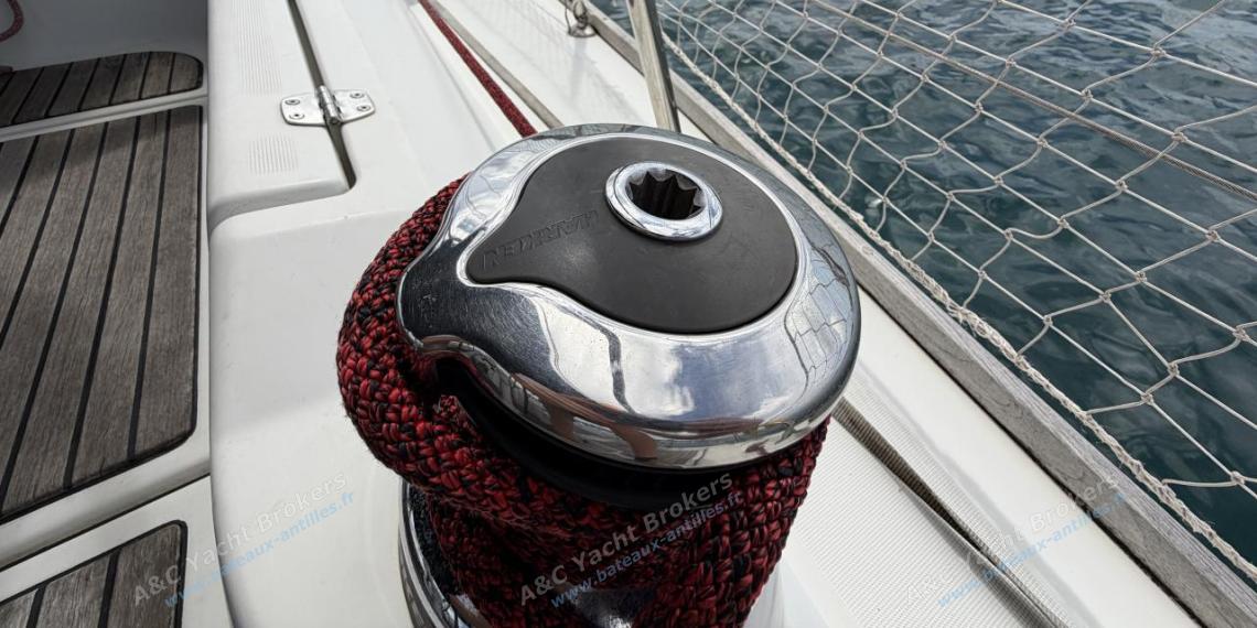 Bénéteau Oceanis 37 Limited Edition : Winche de cockpit Bénéteau Oceanis 37 Limited Edition : Winche de cockpit