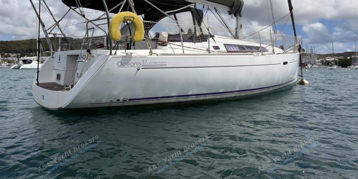 Bénéteau Oceanis 37 Limited Edition : En Martinique Bénéteau Oceanis 37 Limited Edition : En Martinique