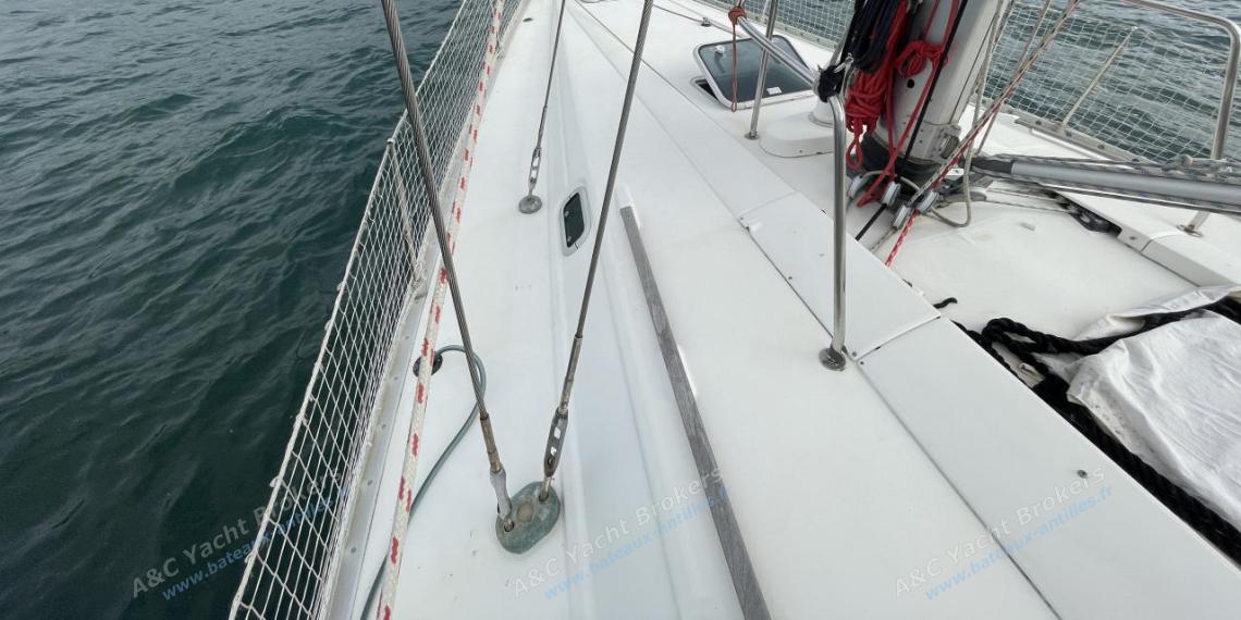 Bénéteau Oceanis 440 : Port companionway Bénéteau Oceanis 440 : Port companionway