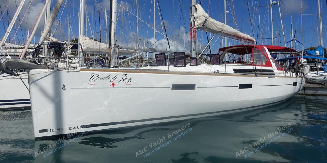 Bénéteau Oceanis 45 : In the marina Bénéteau Oceanis 45 : In the marina