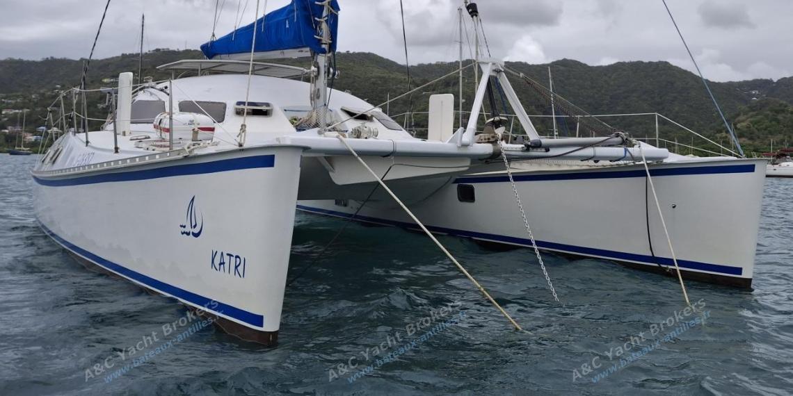 Outremer 38/40 : At anchor in Martinique Outremer 38/40 : At anchor in Martinique