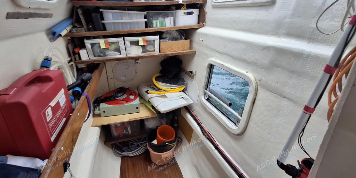 Outremer 38/40 : Aft starboard storage other view Outremer 38/40 : Aft starboard storage other view