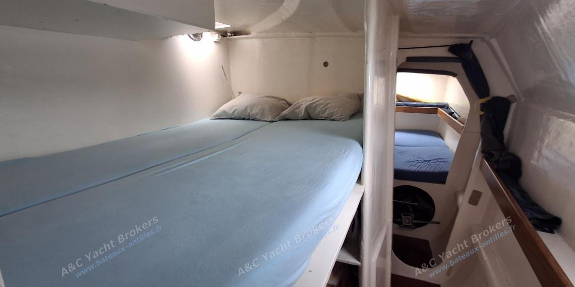 Outremer 38/40 : Starboard hull Outremer 38/40 : Starboard hull