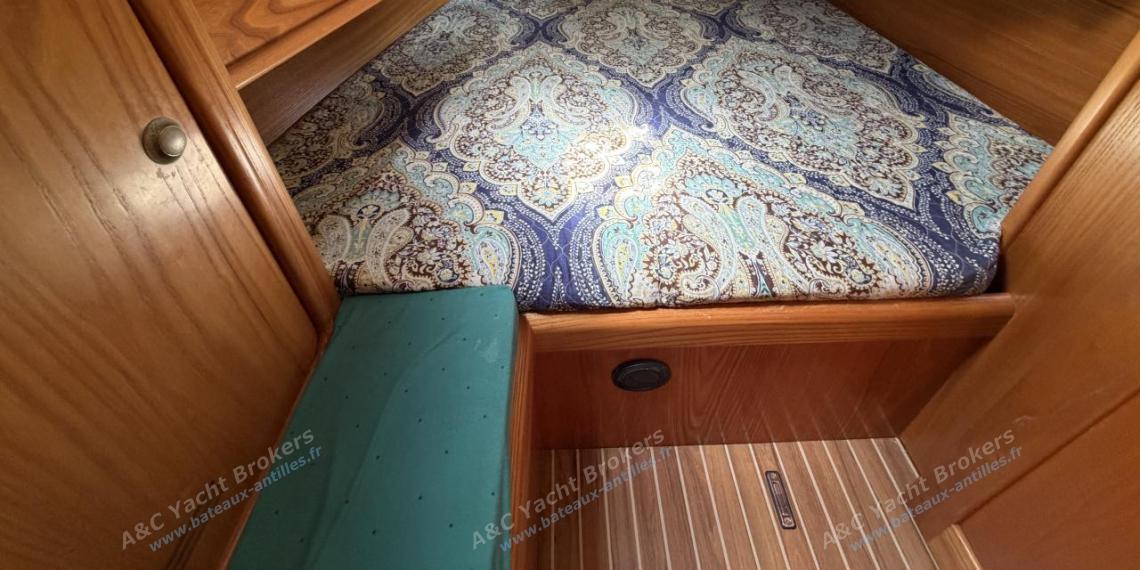 Alubat Ovni 43 : Aft starboard cabin Alubat Ovni 43 : Aft starboard cabin