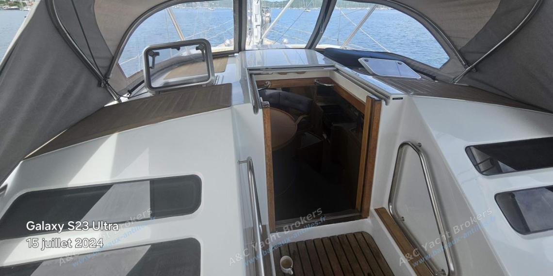 Wauquiez Pilote Saloon 60 : Dodger Wauquiez Pilote Saloon 60 : Dodger