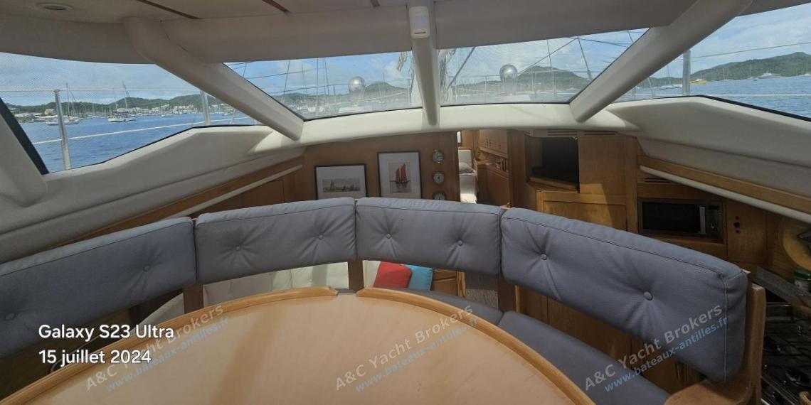 Wauquiez Pilote Saloon 60 : Saloon other view Wauquiez Pilote Saloon 60 : Saloon other view