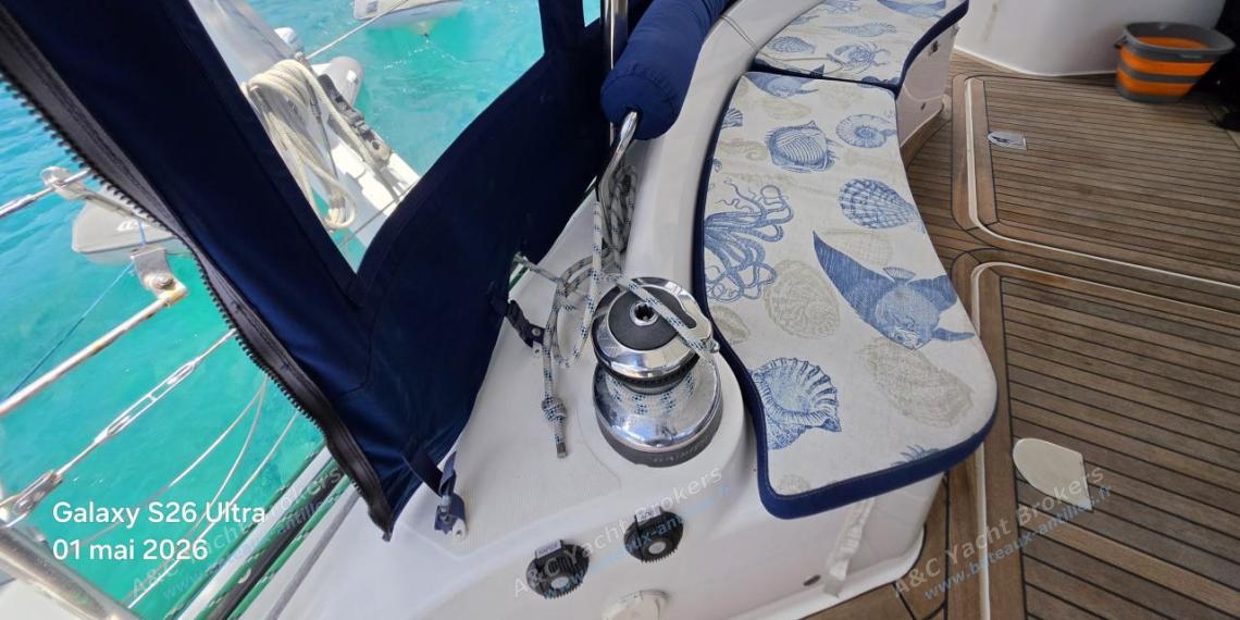 Alliaura Marine Privilège 495 : Aft cockpit benches Alliaura Marine Privilège 495 : Aft cockpit benches