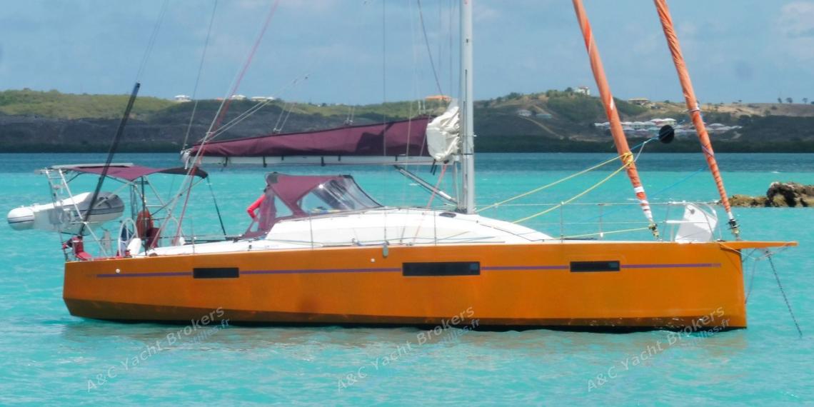 RM 1070: At anchor in Caribbean RM 1070: At anchor in Caribbean