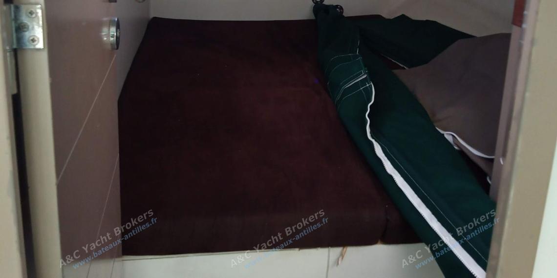 Fora Marine RM 1260 : Aft port cabin Fora Marine RM 1260 : Aft port cabin