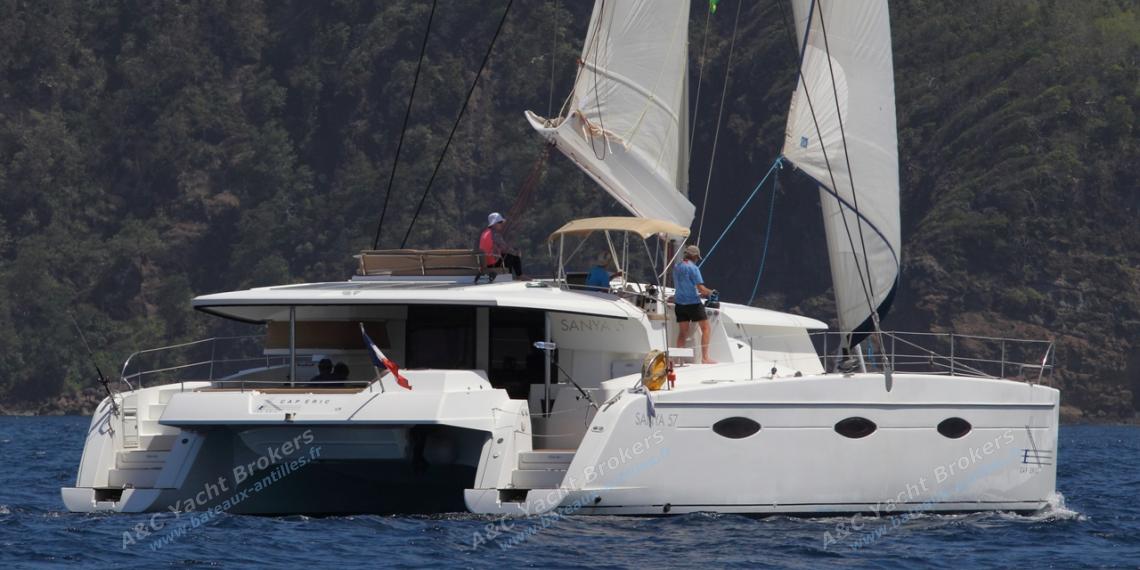 Fountaine Pajot Sanya 57 : Fountaine Pajot Sanya 57 :