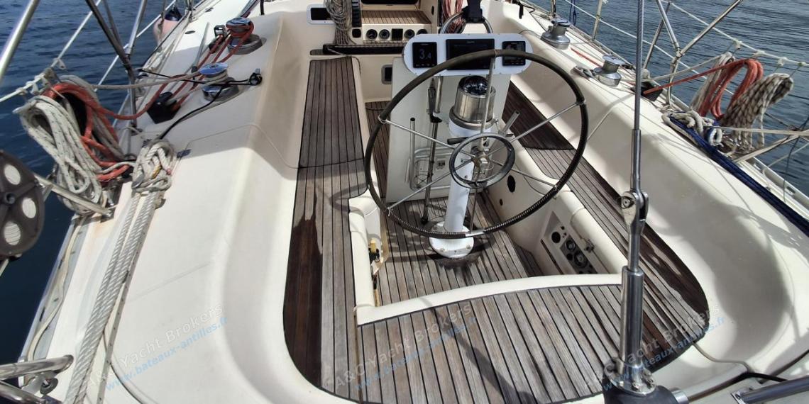 Jeanneau Sun Kiss 45 : Cockpit Jeanneau Sun Kiss 45 : Cockpit