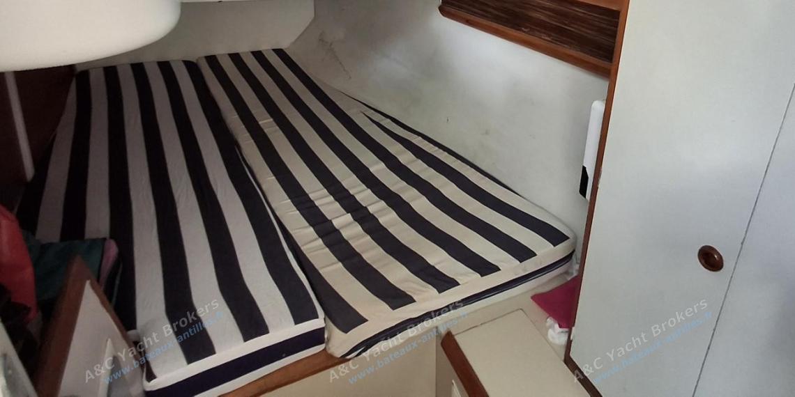 Jeanneau Sun Odyssey 42.2 : Aft port cabin Jeanneau Sun Odyssey 42.2 : Aft port cabin