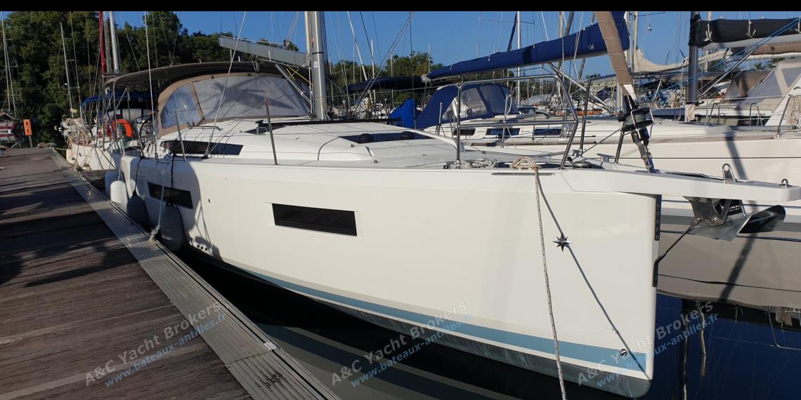 Jeanneau Sun Odyssey 440 : In the marina Jeanneau Sun Odyssey 440 : In the marina