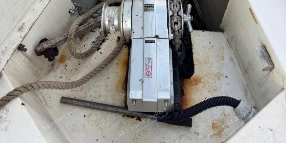 Jeanneau Sun Odyssey 45.2 : Electric windlass Jeanneau Sun Odyssey 45.2 : Electric windlass