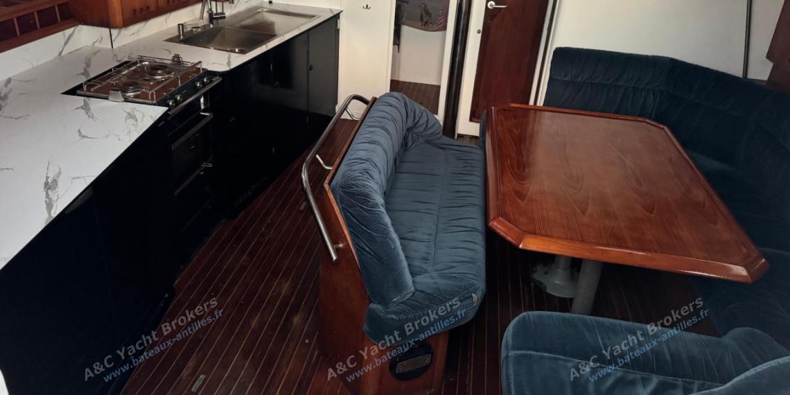 Jeanneau Sun Odyssey 45.2 : Saloon general view Jeanneau Sun Odyssey 45.2 : Saloon general view