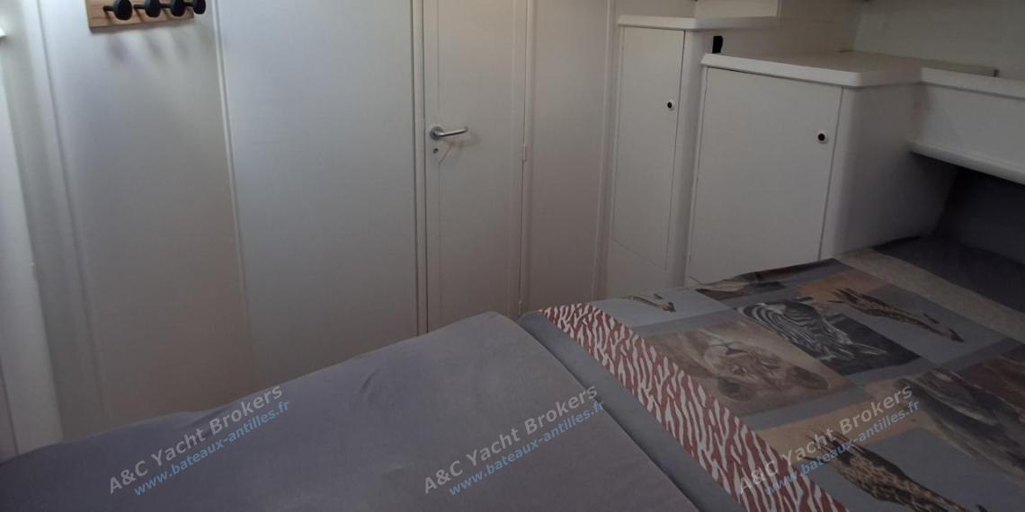 Jeanneau Sun Odyssey 45.2 : Forward cabin other view Jeanneau Sun Odyssey 45.2 : Forward cabin other view