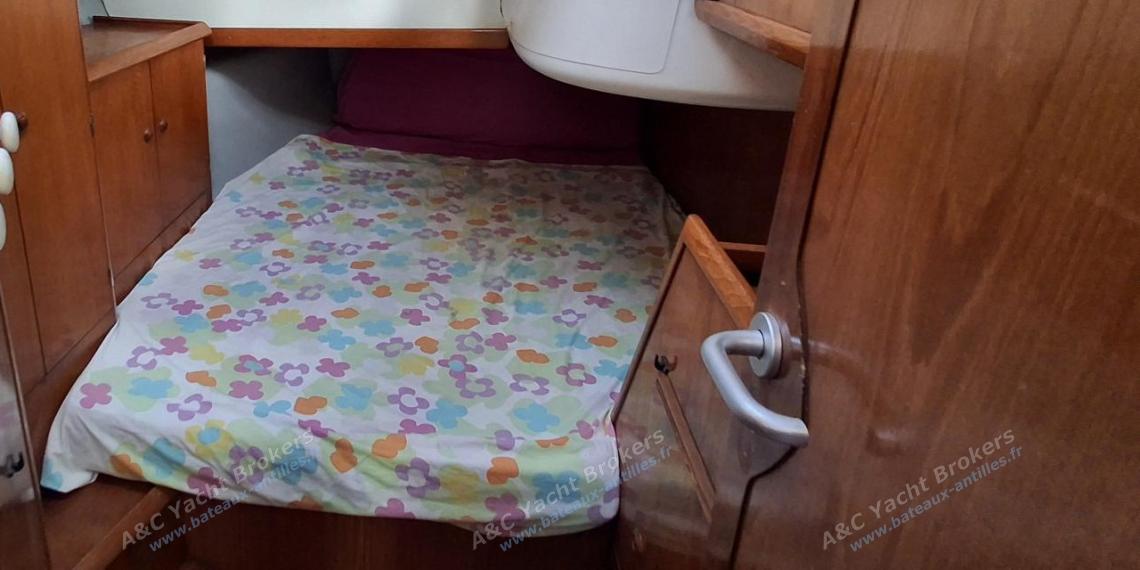 Jeanneau Sun Odyssey 45.2 : Aft starboard cabin Jeanneau Sun Odyssey 45.2 : Aft starboard cabin