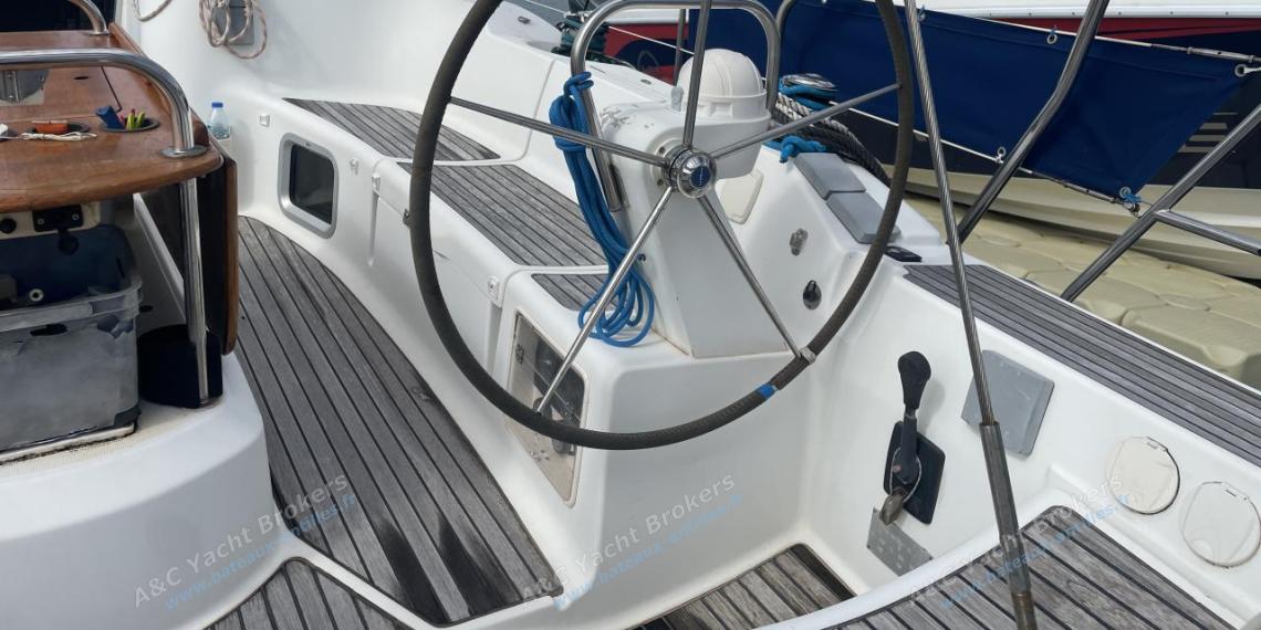 Jeanneau Sun Odyssey 45 : Starboard helm station Jeanneau Sun Odyssey 45 : Starboard helm station