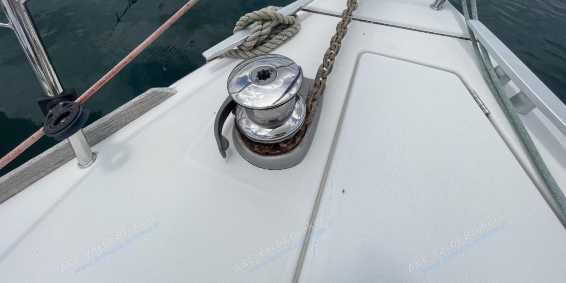 Jeanneau Sun Odyssey 479 : Guindeau électrique Jeanneau Sun Odyssey 479 : Guindeau électrique