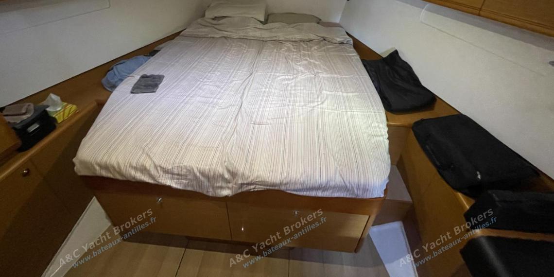 Jeanneau Sun Odyssey 479 : Cabine avant autre vue Jeanneau Sun Odyssey 479 : Cabine avant autre vue