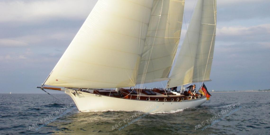 TIOGA 68 :Navigating starboard tack TIOGA 68 :Navigating starboard tack