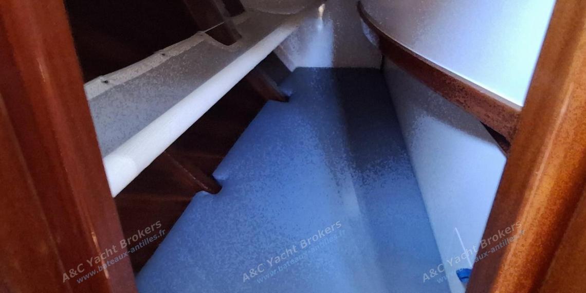 TIOGA 68 : Forward port single cabin other view TIOGA 68 : Forward port single cabin other view