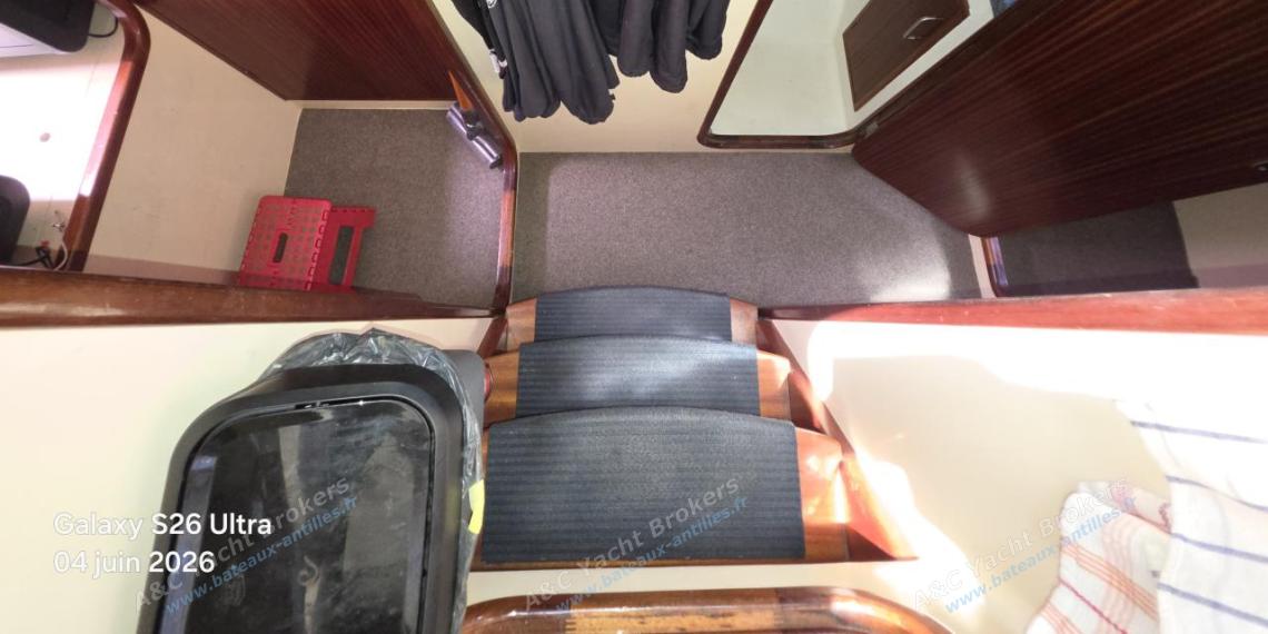 Baltec Engineering GmbH Visiona 40 : Starboard hull acces from the saloon other view Baltec Engineering GmbH Visiona 40 : Starboard hull acces from the saloon other view