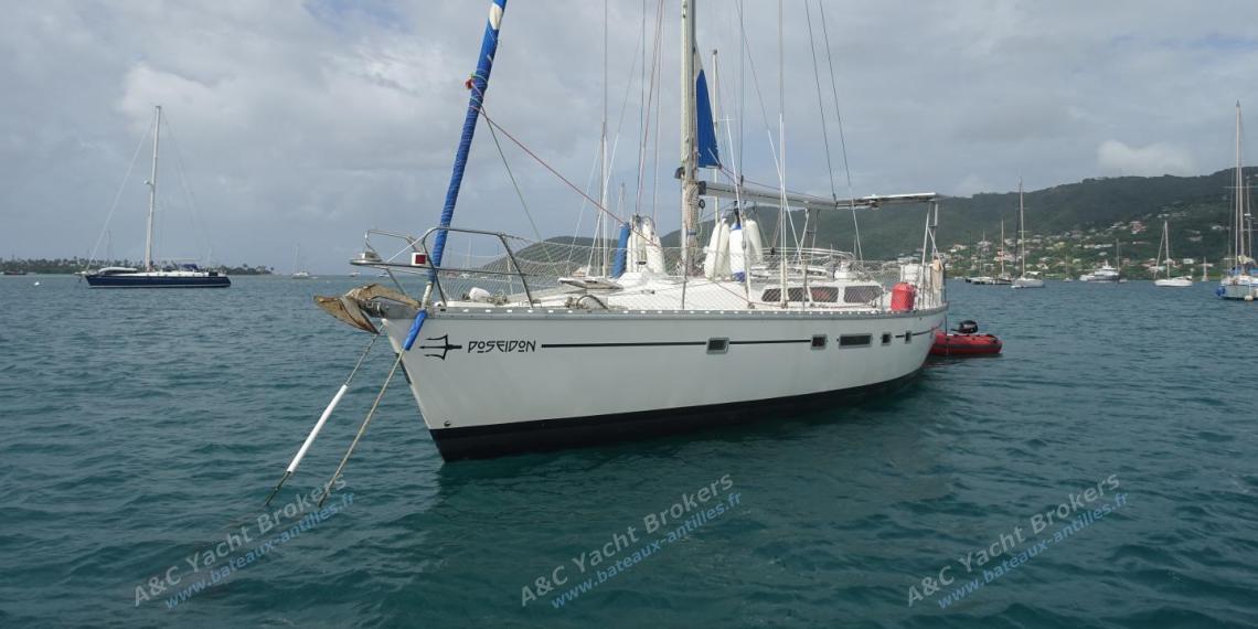 Jeanneau Voyage 12.50 : At anchor in Martinique Jeanneau Voyage 12.50 : At anchor in Martinique