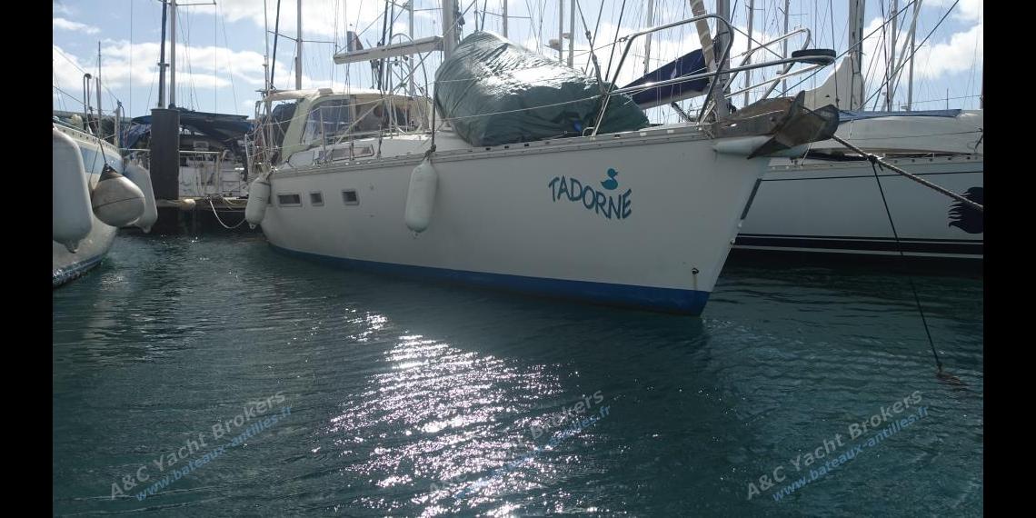 Jeanneau Voyage 12.50 : In the marina Jeanneau Voyage 12.50 : In the marina