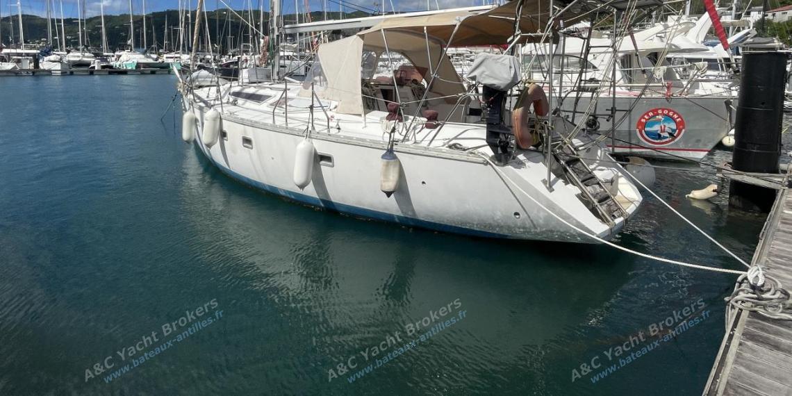 Jeanneau Voyage 12,50 : In marina Jeanneau Voyage 12,50 : In marina