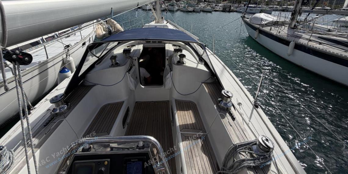 X-Yachts-X-40 : Cockpit seen from helm station X-Yachts-X-40 : Cockpit seen from helm station