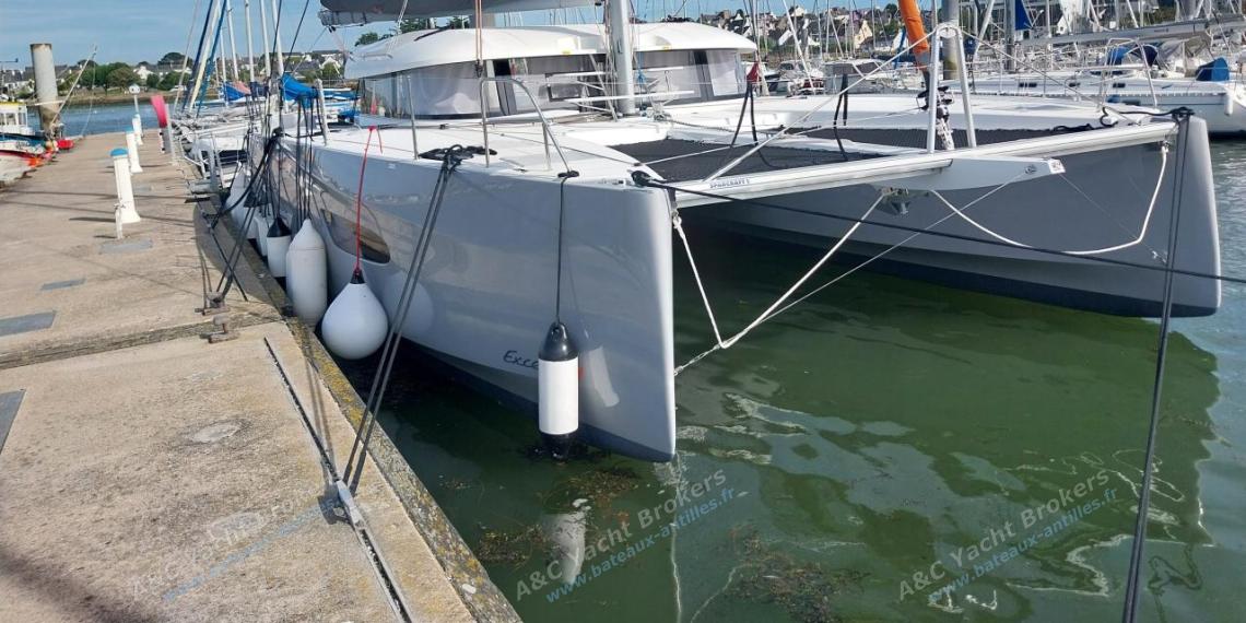 Excess 14 : In marina